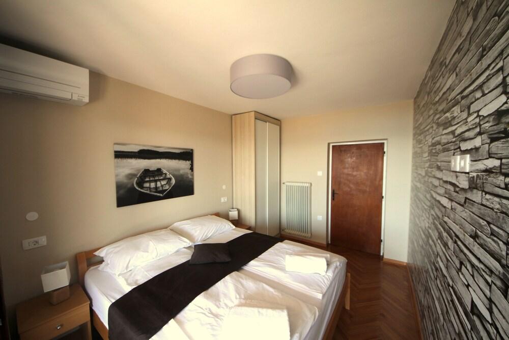 Family Apartment Kocevar