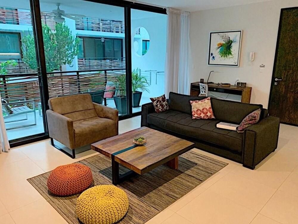 Ultimate Style And Luxury 2 Bed With Bikes- ENCANTO OESTE 201- By Salt-Kisses