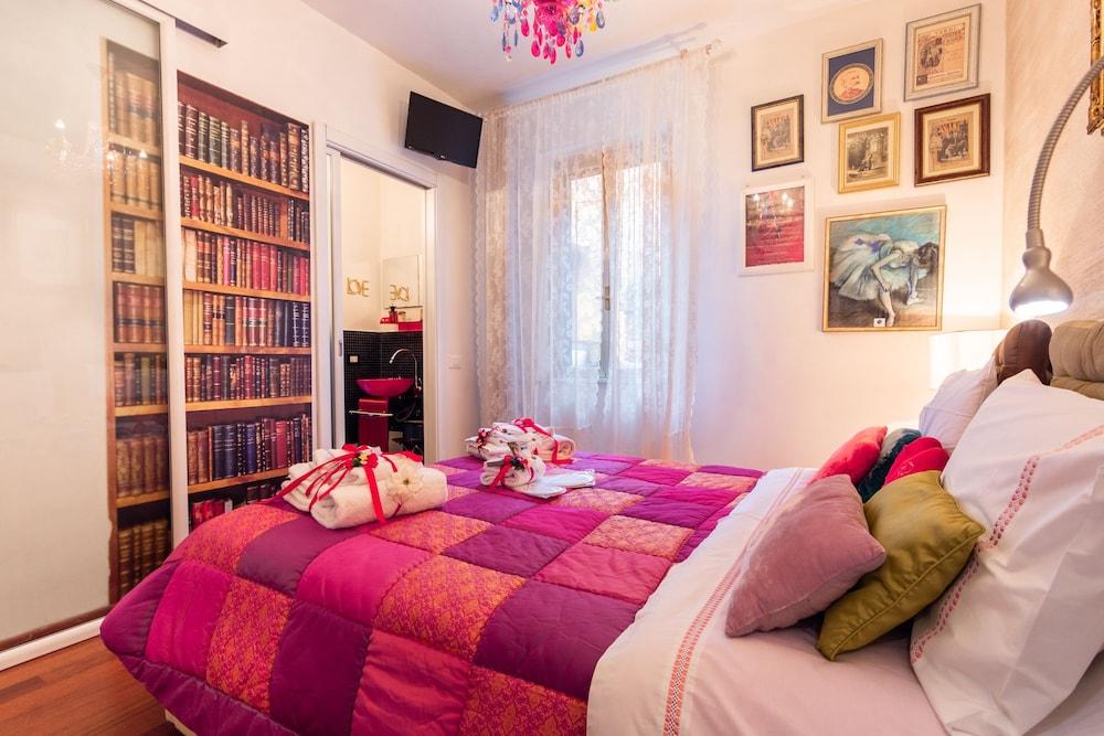 Abbraccio di Romeo e Giulietta