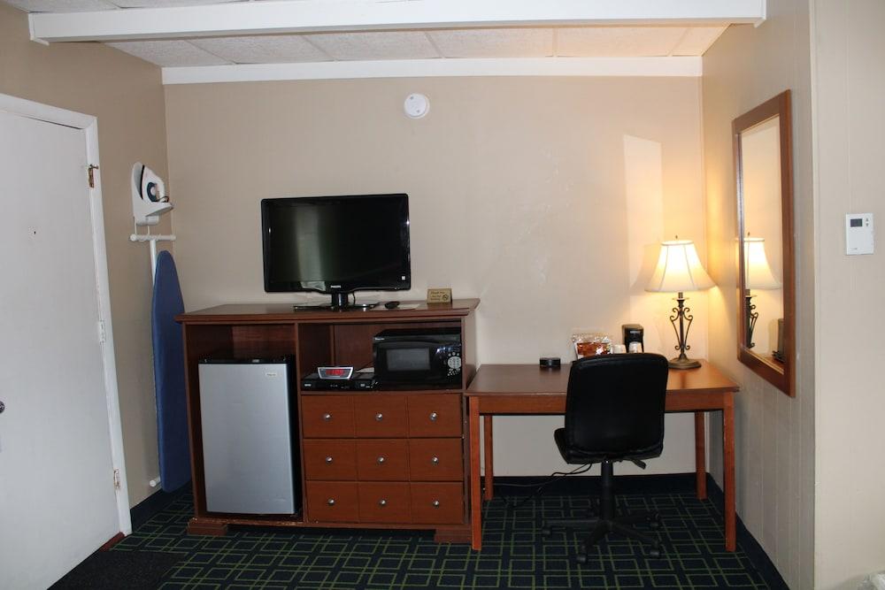 Claremont Motor Lodge