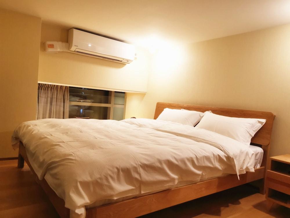 EFC Qingchengli Loft Apartment