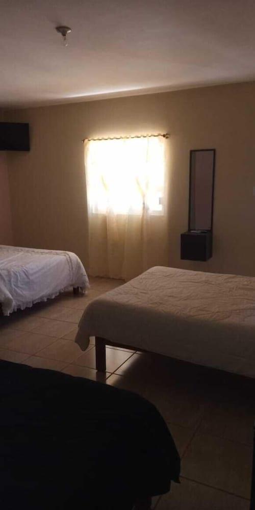 Hakal Creel-Barrancas del Cobre