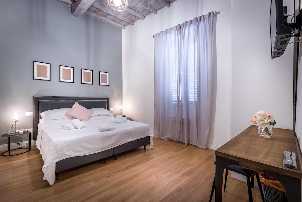 Niccolò Florence Experience