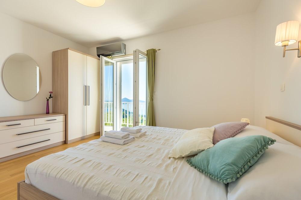 Hedera Estate, Villa Hedera VII