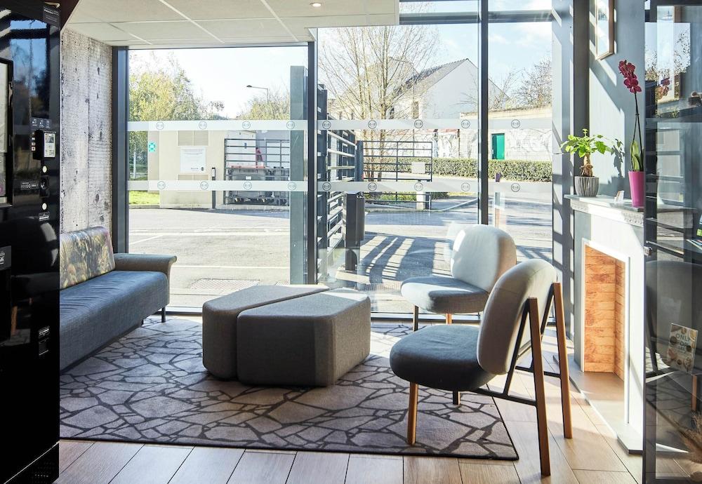 B&B HOTEL Igny Palaiseau