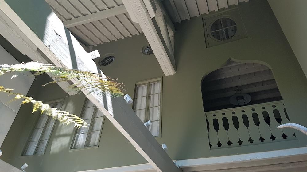 Le Complot - Maison Privée à Avignon