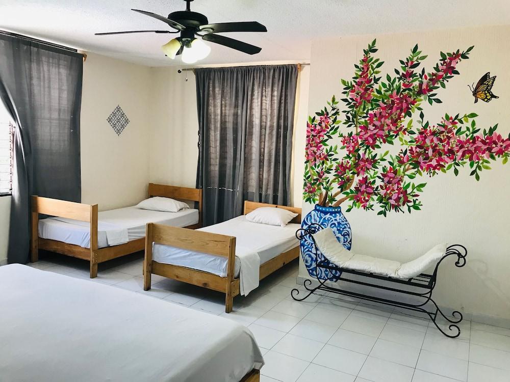 Casa Bugambilias Cancun - Hostel