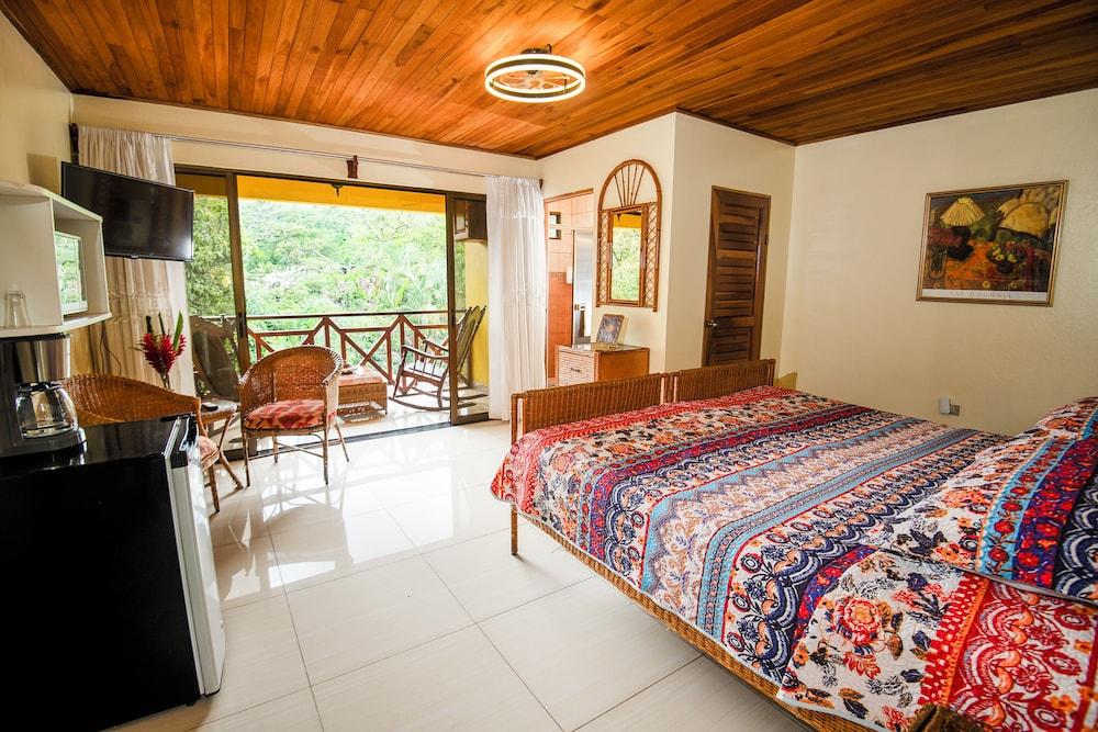 La Terraza Guest House B&B