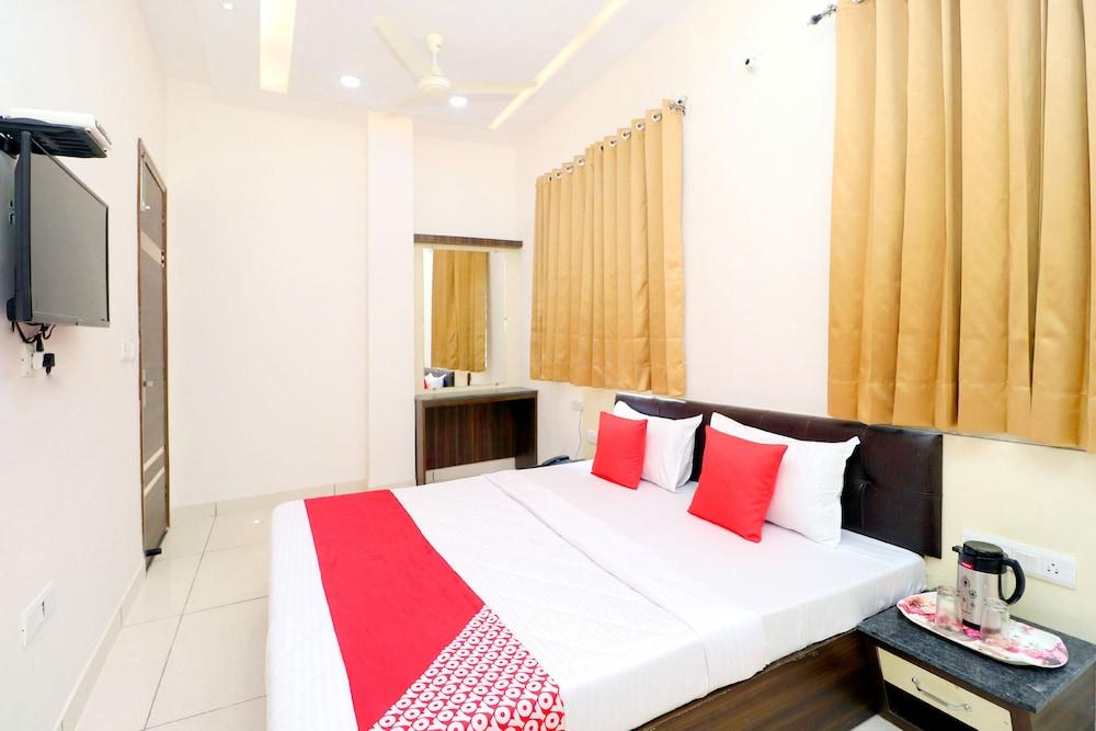 OYO 39759 Kesari Root