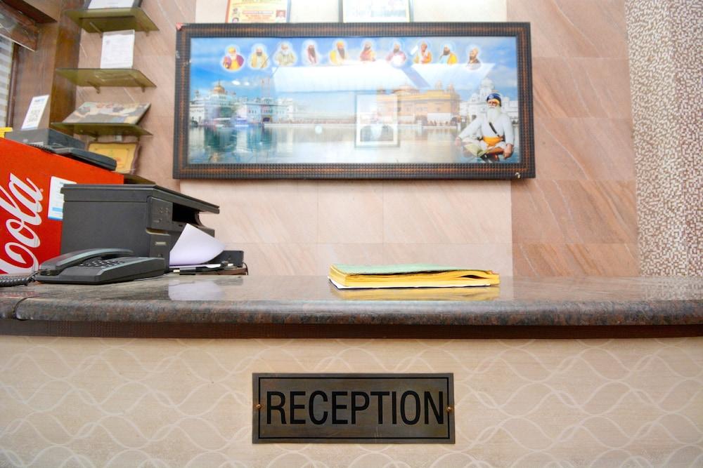 OYO 41344 Grand Hitesh