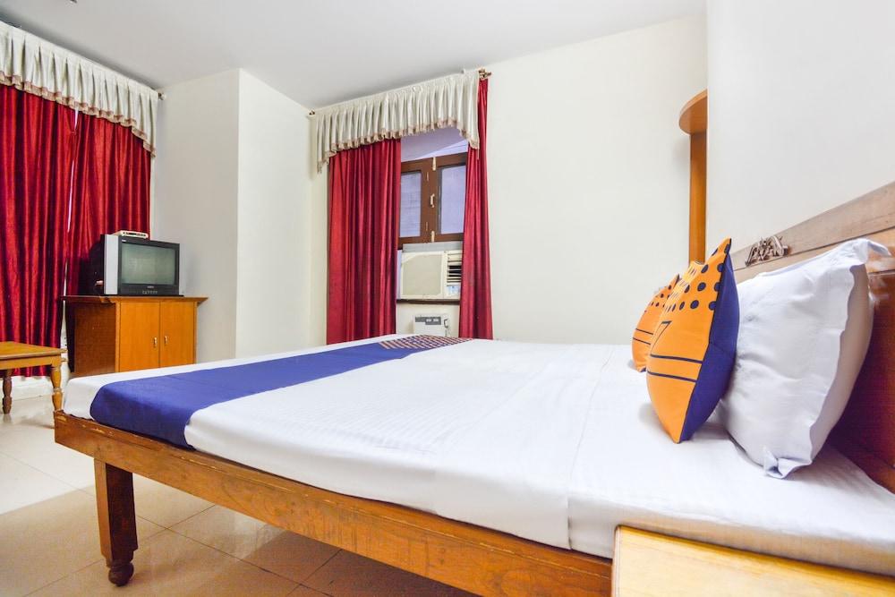 SPOT ON 38670 Hotel Diamond