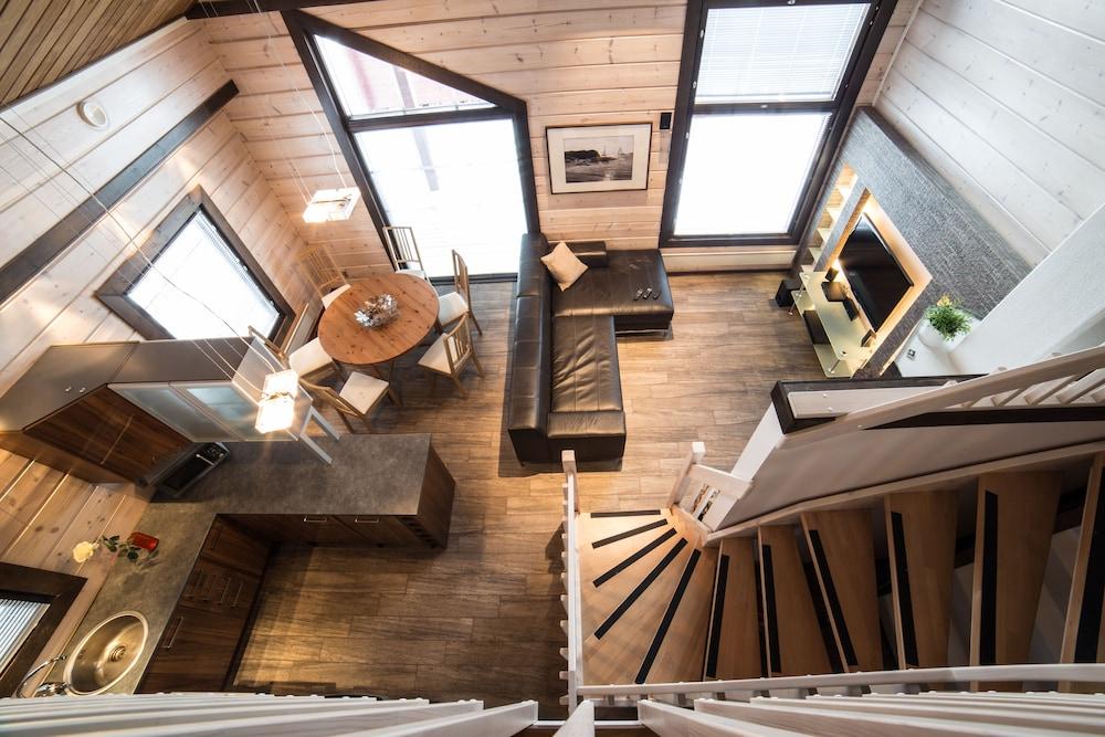 Leviholidays Polaris A & B