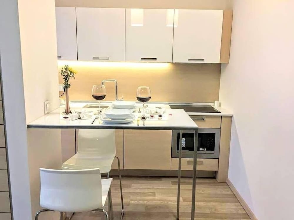 Konyaalti California 102