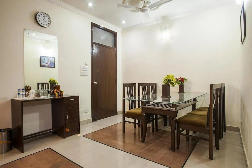 Hotel Om Paradise Near IGI Delhi Airport