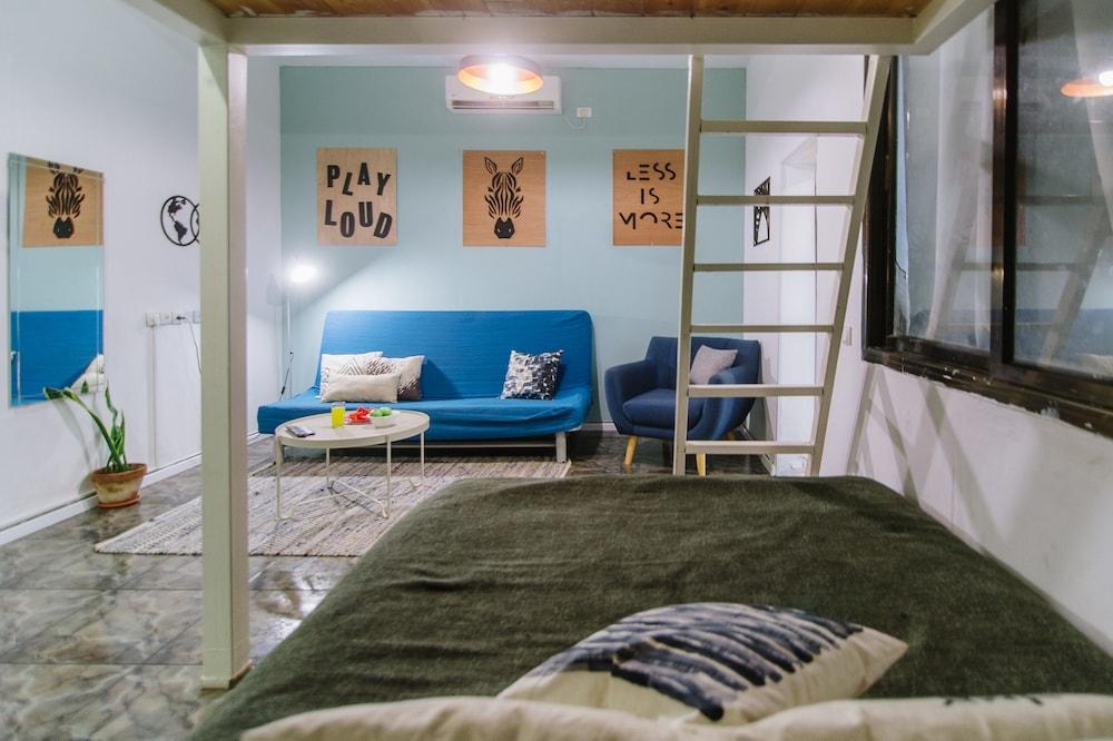 15 Ben Yehuda Studios