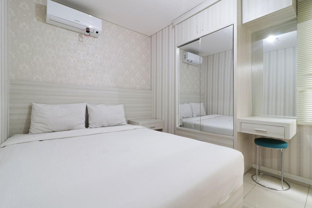 Ten Eleven Living Point