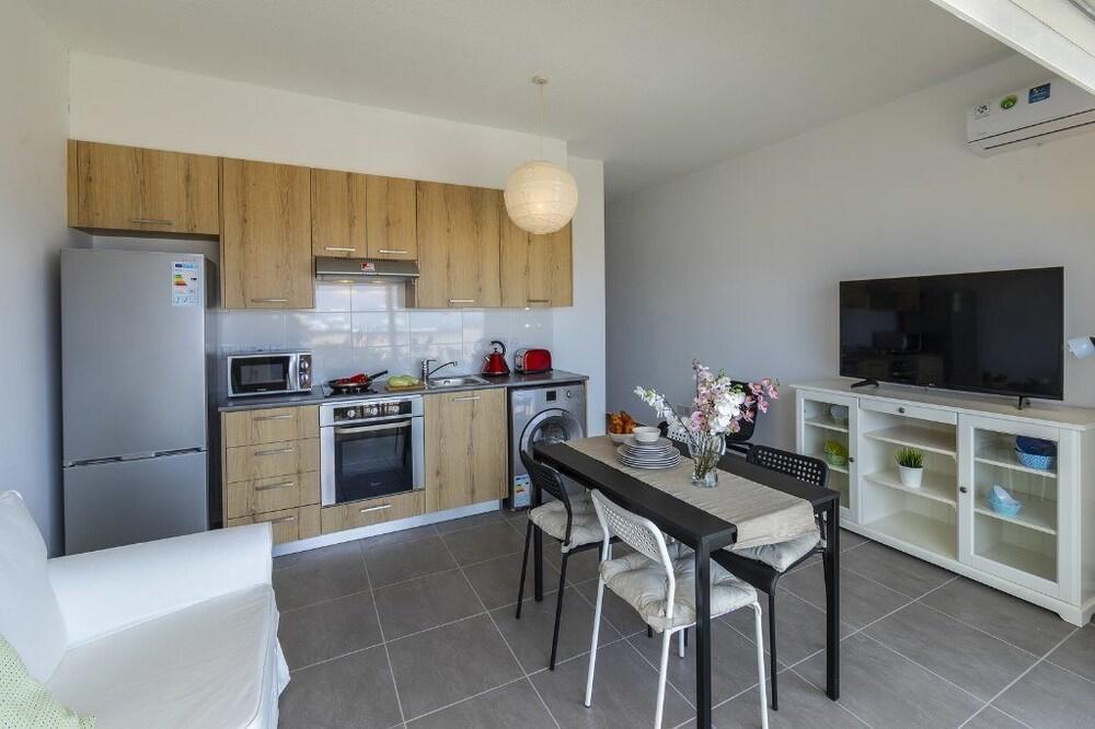 Protaras Almyra Seaview Suite 34