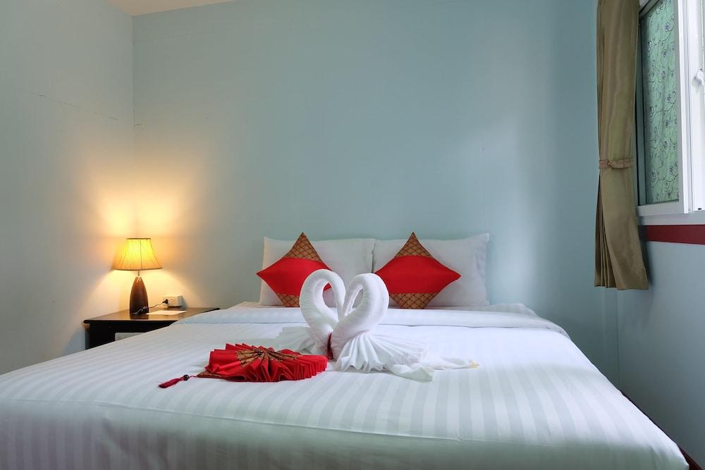 Palmthien Pool Villa Aonang