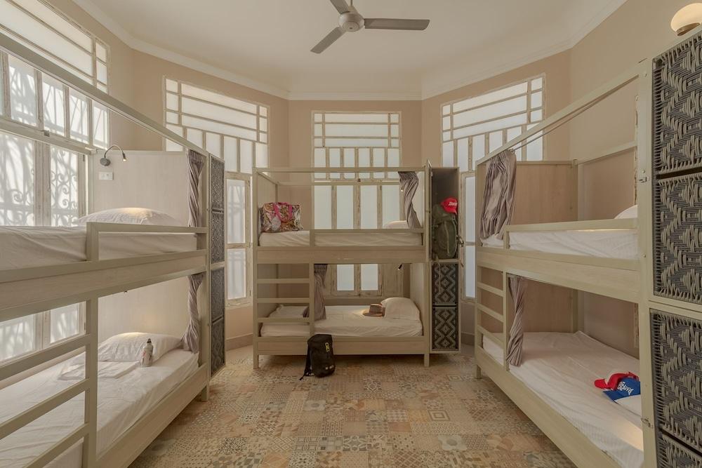 Casa Avelina Boutique Hostel