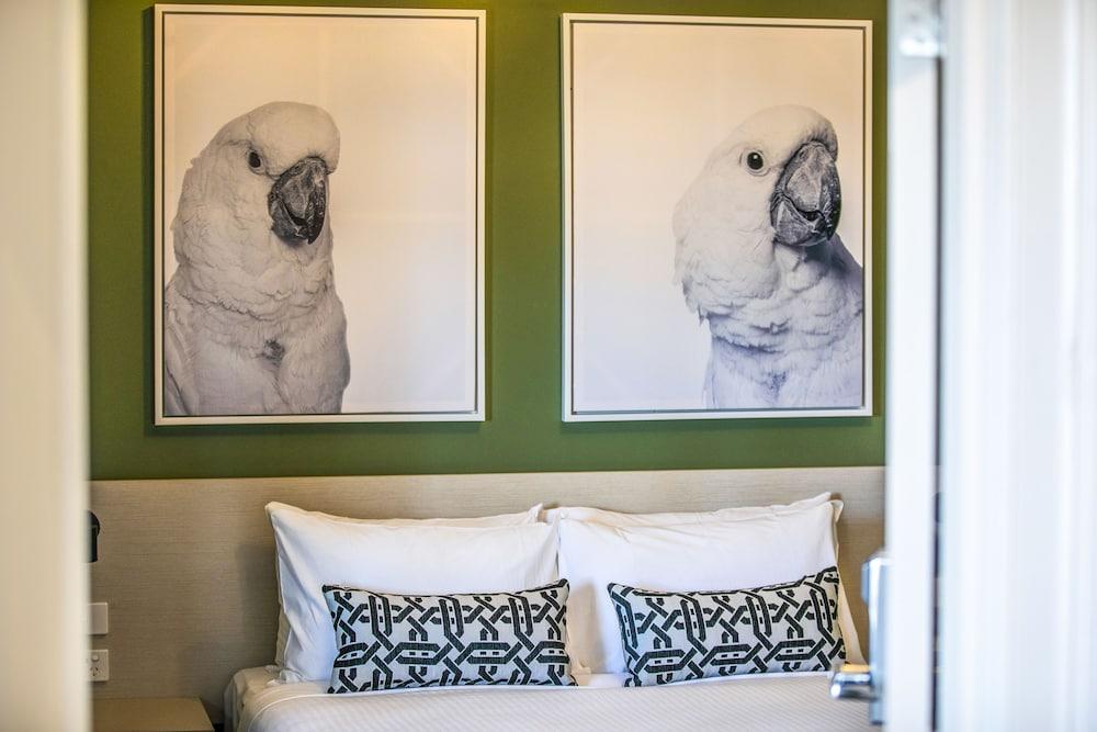 Nightcap at Exeter Hotel