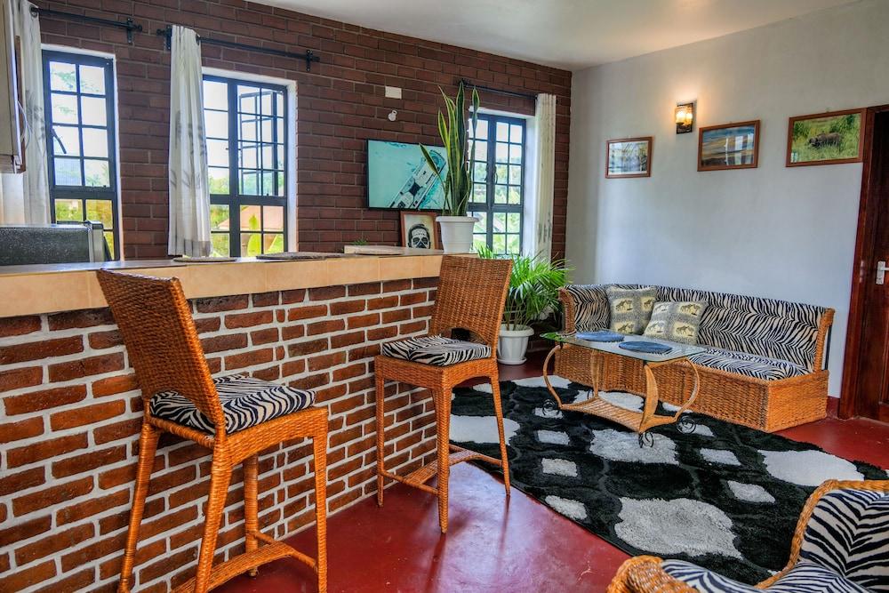 Lightness Boarding House