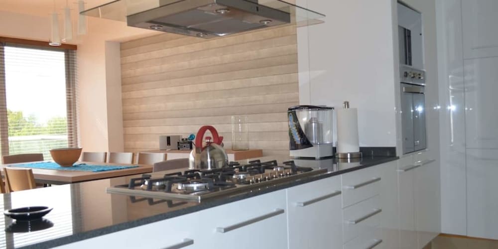 Fortune Terrace Roma by Mr.W