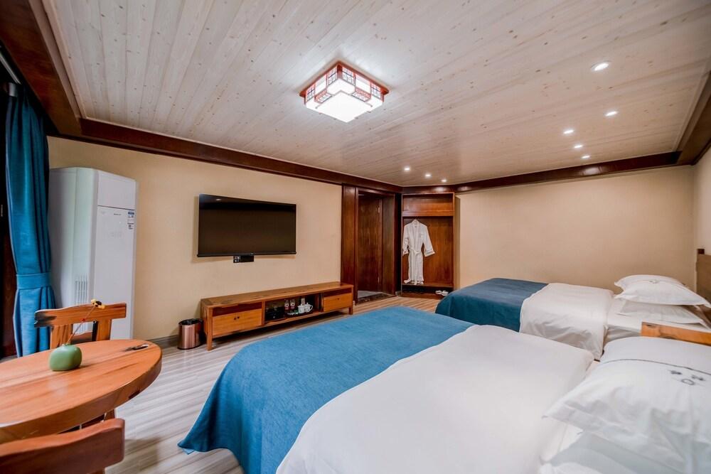 Xijiang Village Vision Hotel