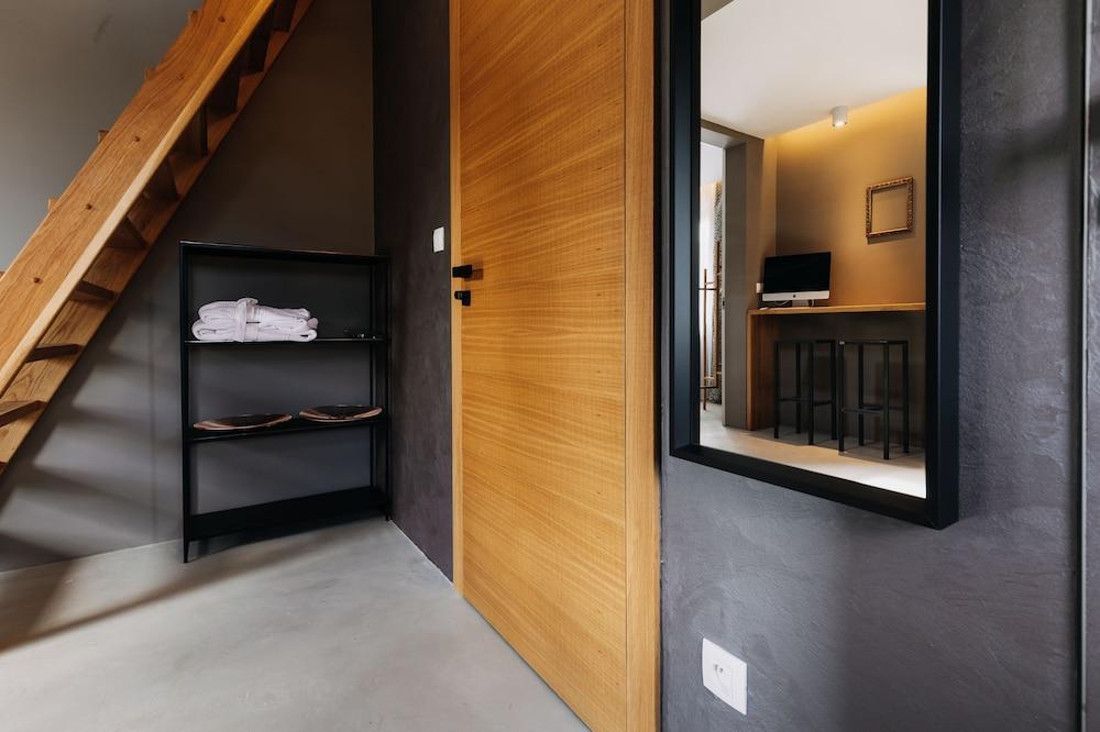 VILLA BRICOLA - Boutique Apartments