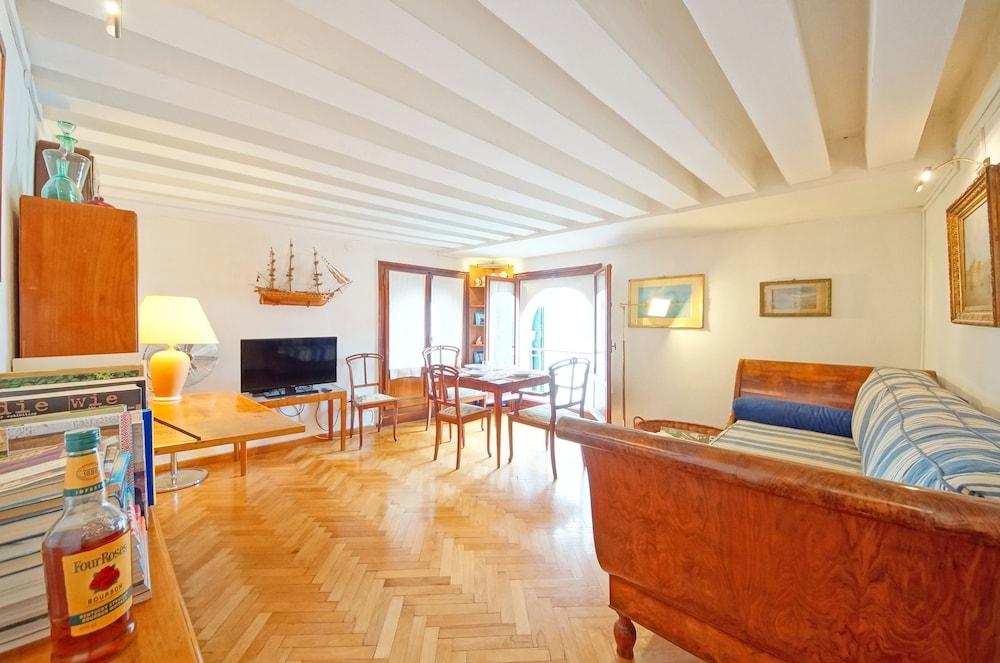 DolceVita Apartments N. 414