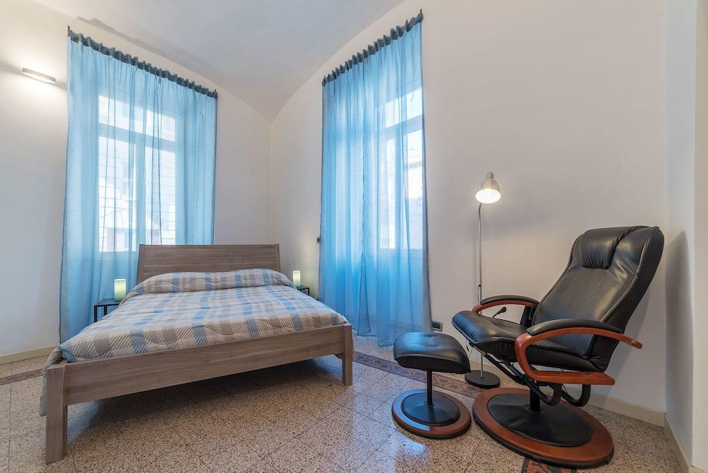San Giovanni & Colosseo Roomy Flat