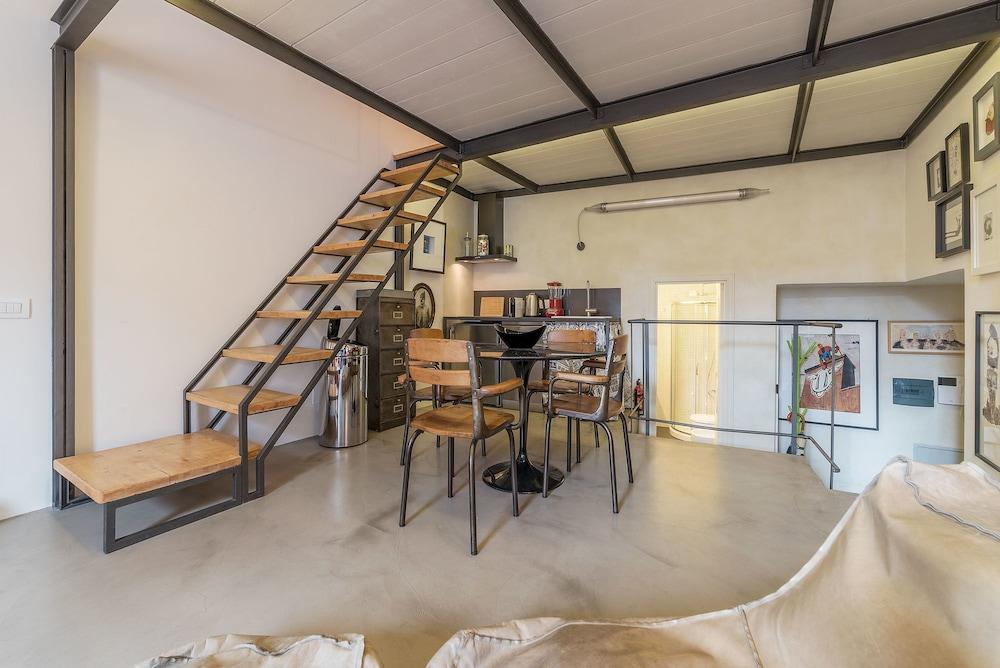 San Teodoro Modern Loft