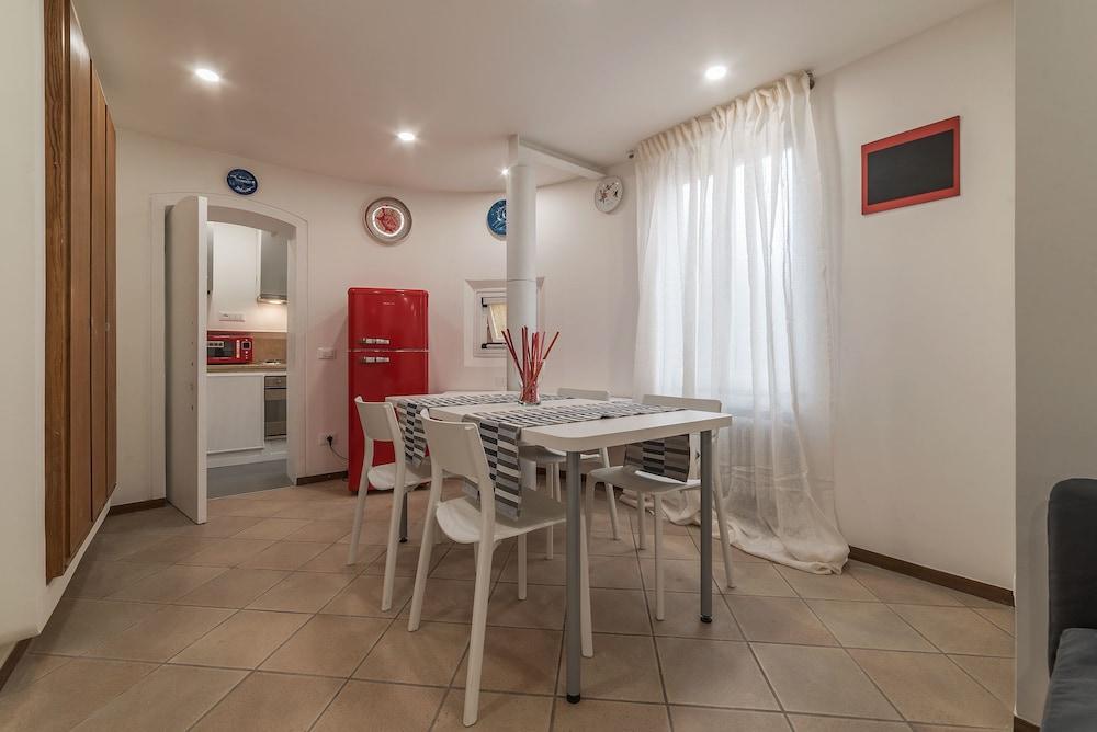 Montecitorio Lovely Apartment