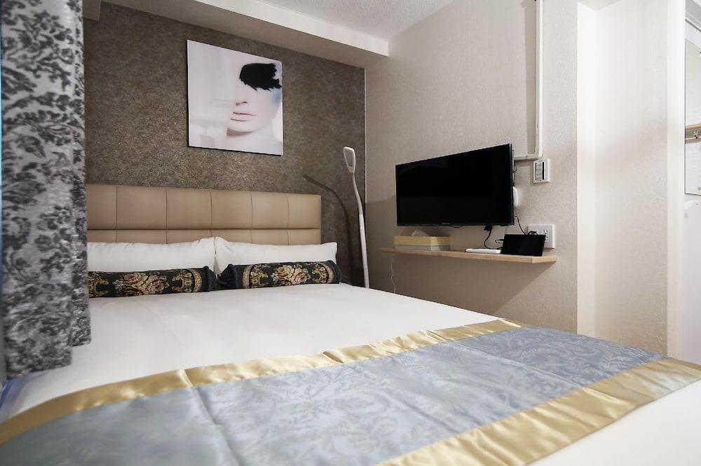 Shinjuku Global Hotel