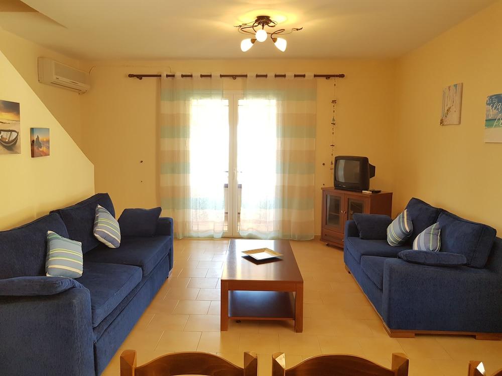 Menigos AA2G nr.61 Sup.Seaview 2Bedroom