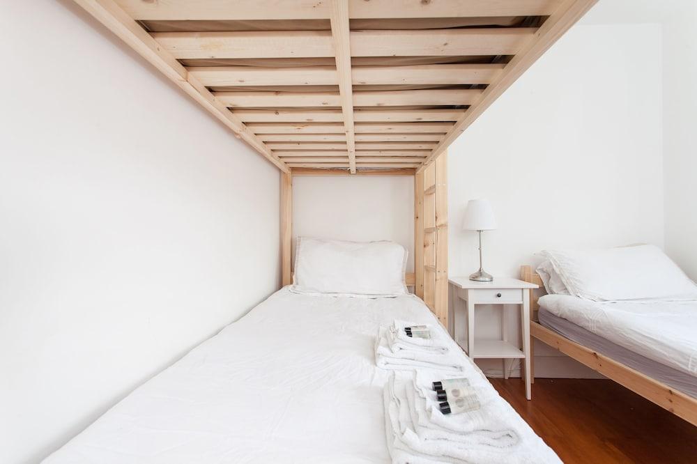 Spacious Apartment Berwick St &Oxford St