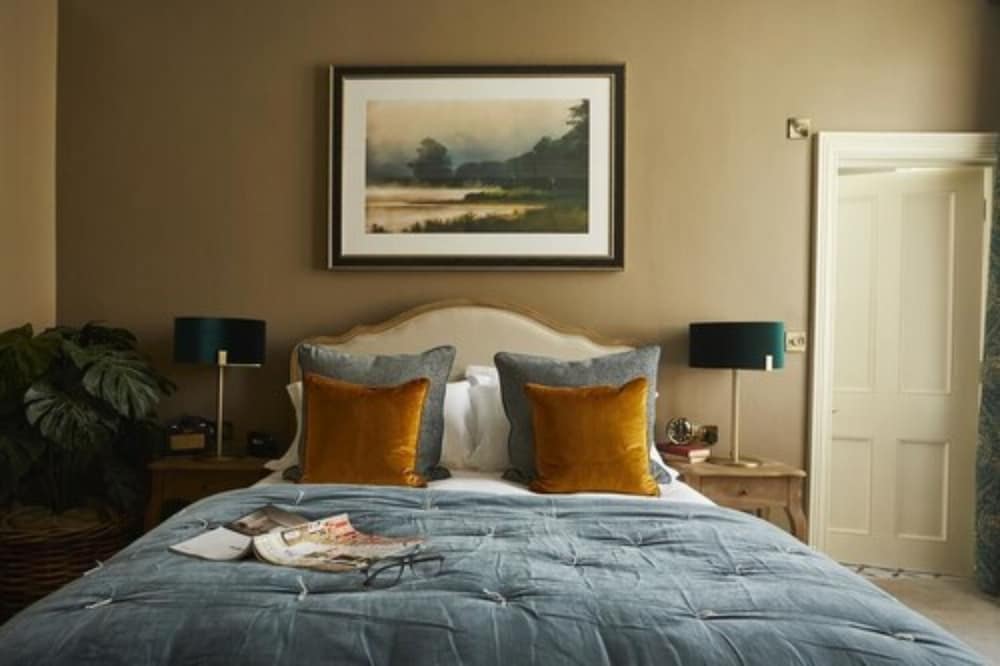 Broadstreet Townhouse