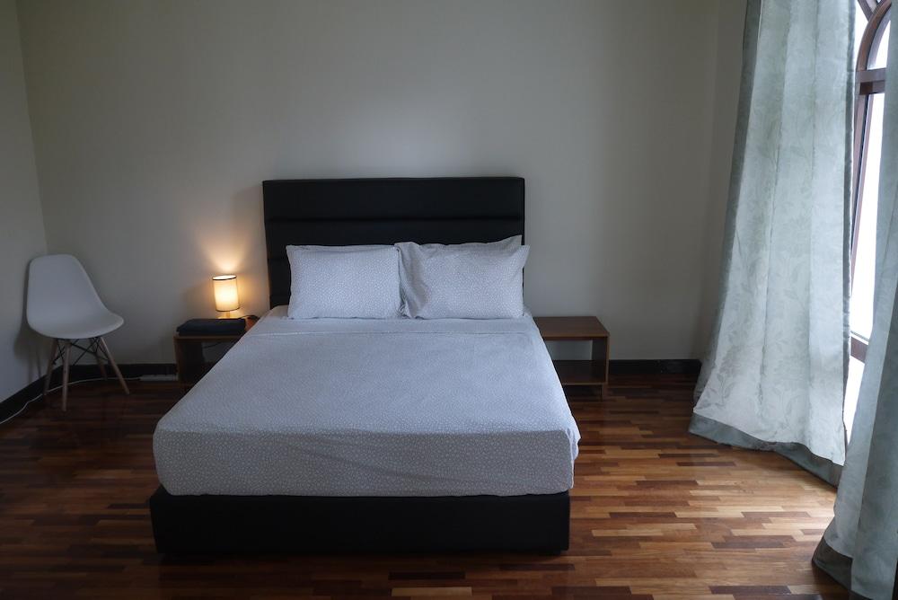 Batu Ferringhi Homestay