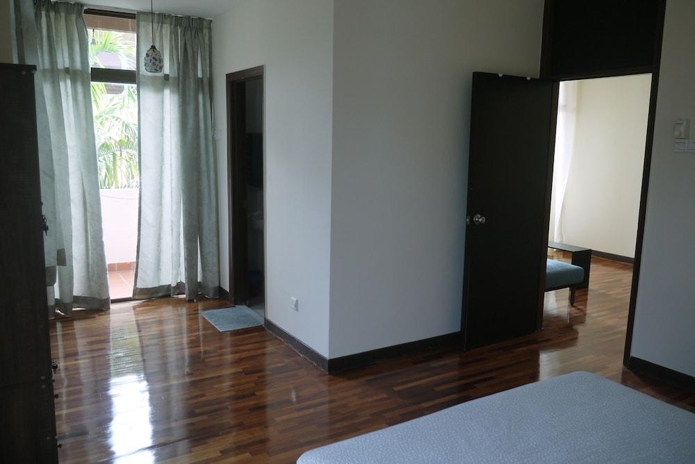 Batu Ferringhi Homestay