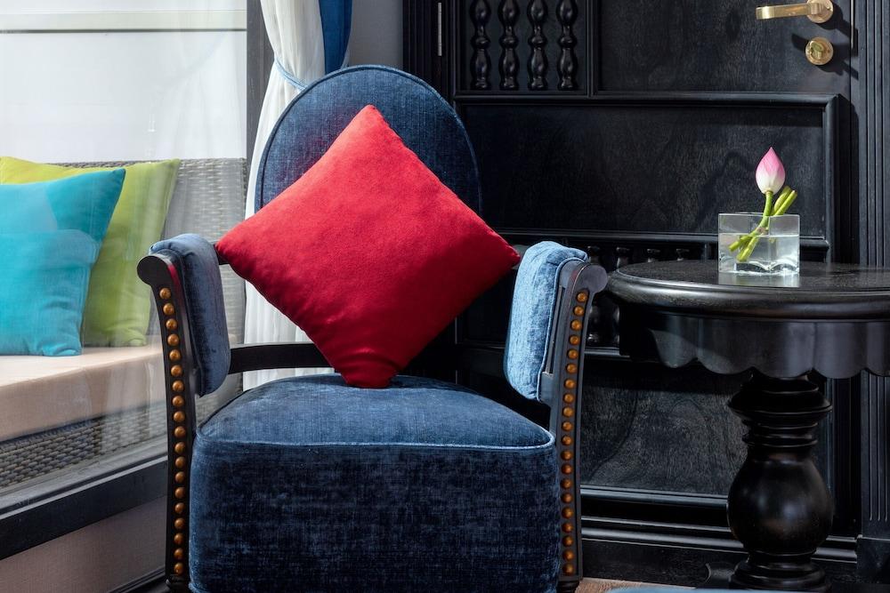 Verdure Lotus Luxury Cruise on Lan Ha Bay