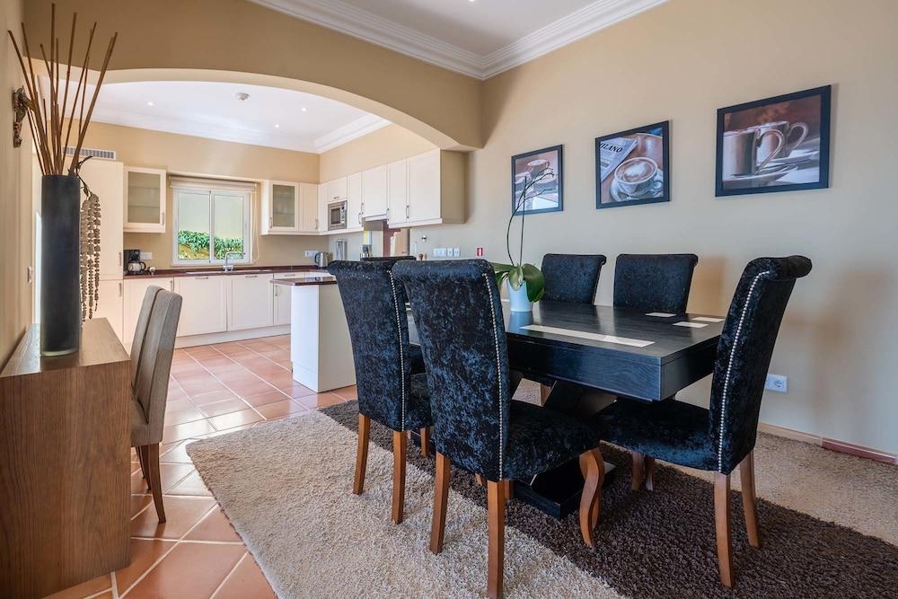 Designed Villa - Palheiro Village