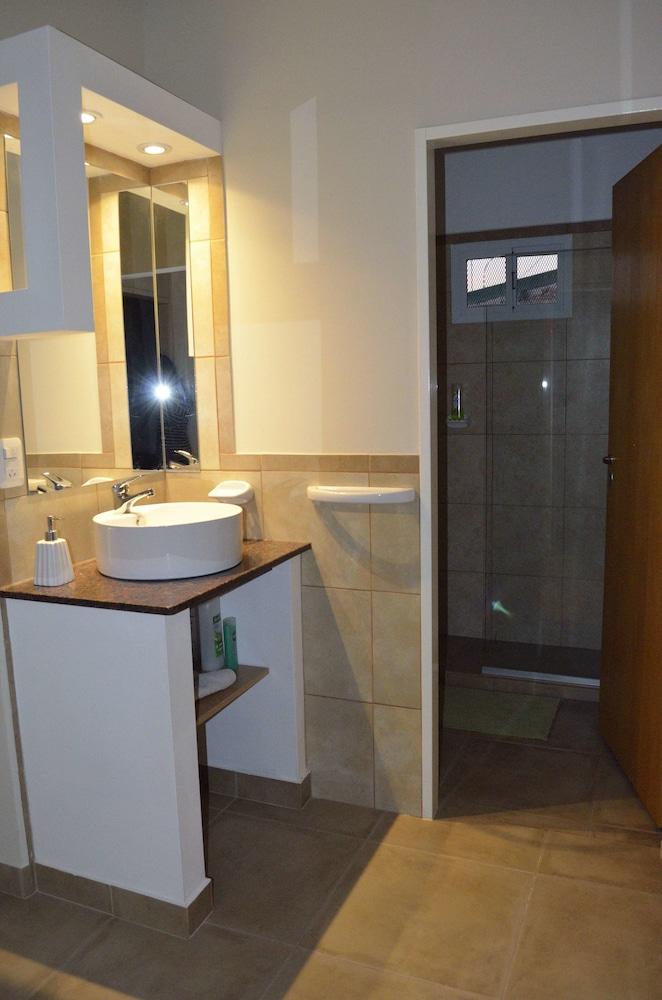 Casa Nueva Impecable De Dos Dormitorios