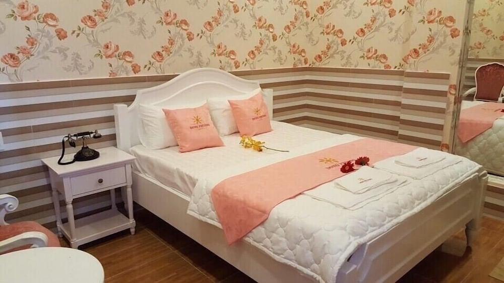 Khach San Dong Phuong