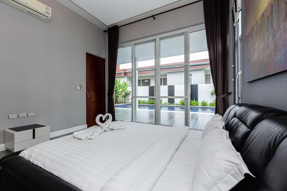 4 Bedroom Resort Pool Villa - G208