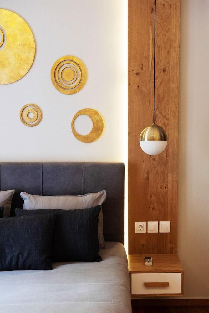 Central Charming Studio