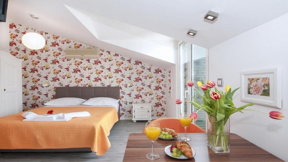 Apartments Villa Angela