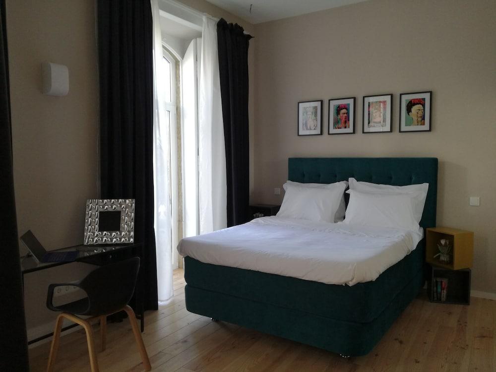 Temple Suites Guest House