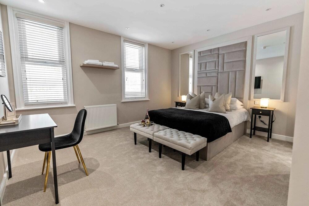 The Burlington by Stamp SA