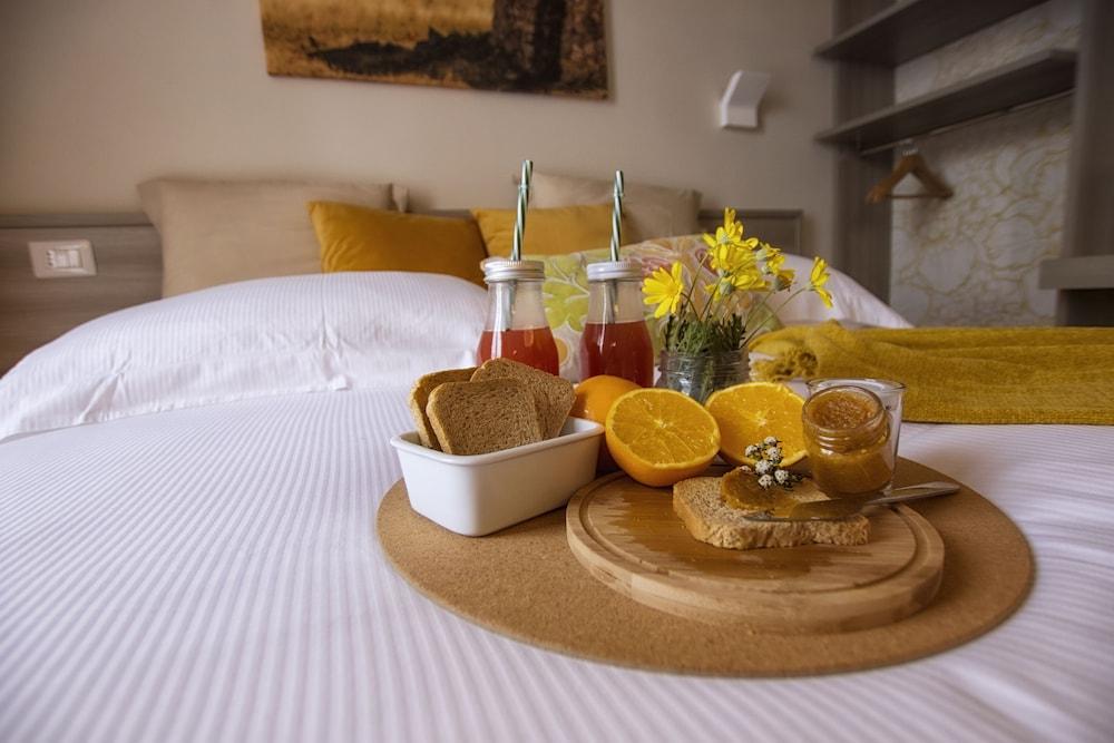 Casa Borgo Regina B&B Bari