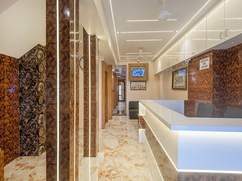 Hotel Al Madina Palace