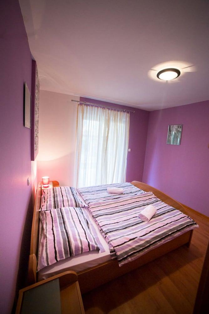 Apartment Sanic Rab 2